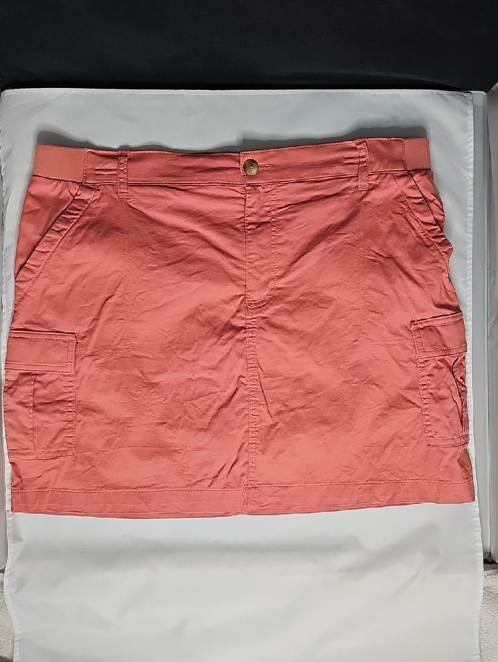 Coral Button-Front Cargo Skort